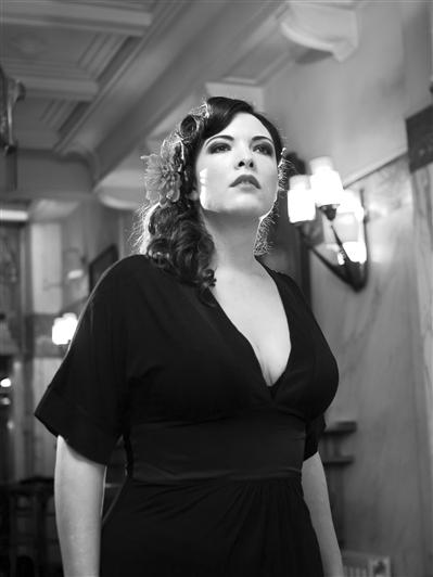 musique style caro emerald